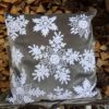 Kuddfodral med iskristaller och snöflingor stikkan design