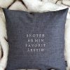 Kuddfodral med texten skoter är min favorit årstid