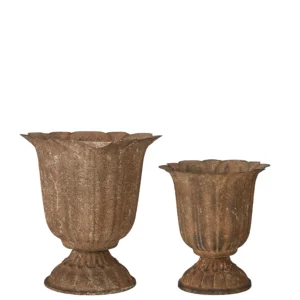 Pokal / kruka på fot i rostbrunt järn