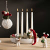 Rund vit adventsljusstake i metall