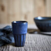 Kopp / Mugg i blå keramik