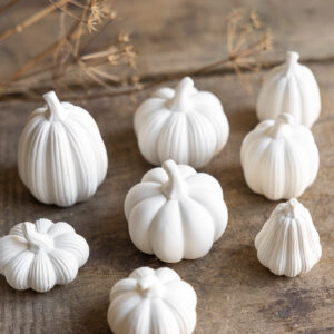 Pumpa dekoration vit matt keramik