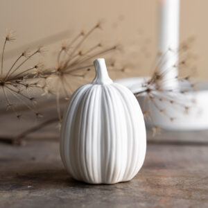 Pumpa dekoration vit matt keramik