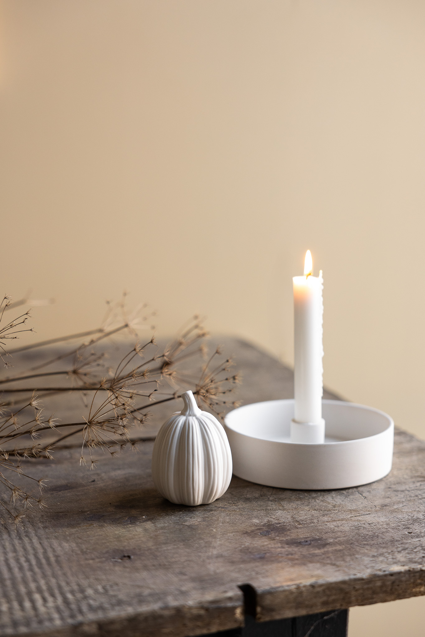 Pumpa dekoration vit matt keramik