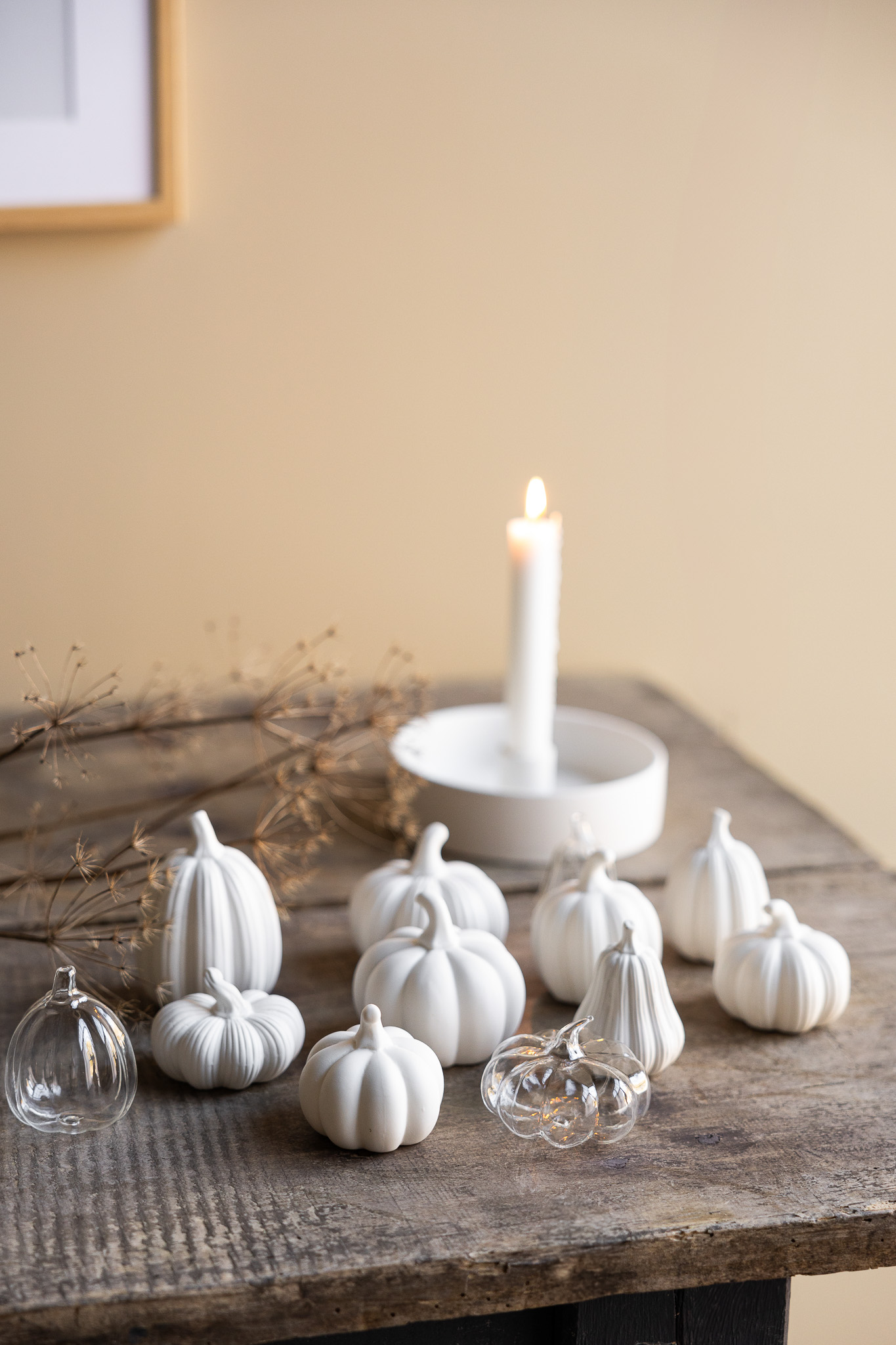 Pumpa dekoration vit matt keramik