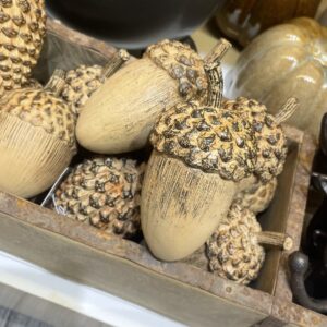 Kotte brun dekoration