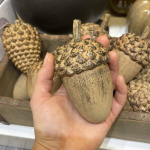 Kotte brun dekoration