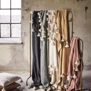 Kuddfodral naturvit med tofsar