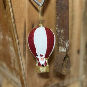 Tomte i luftballong med hänge julgranspynt