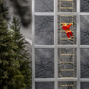 klättrande tomte på stege med ljusslinga för utomhusbruk